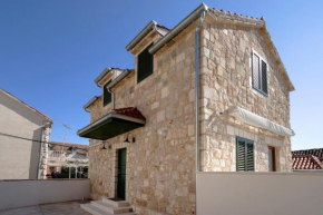 Downtown Escape - Hvar Villa